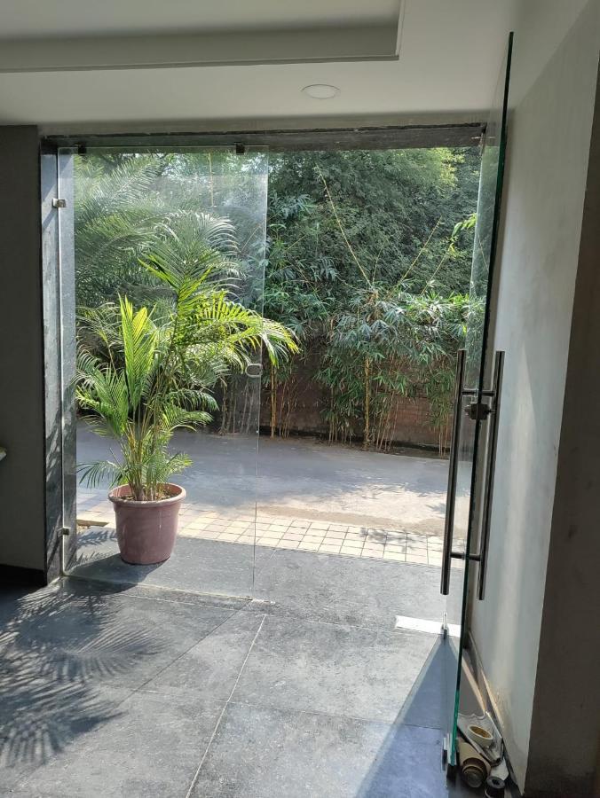 Perch Service Apartment-Mg Road 구르가온 외부 사진
