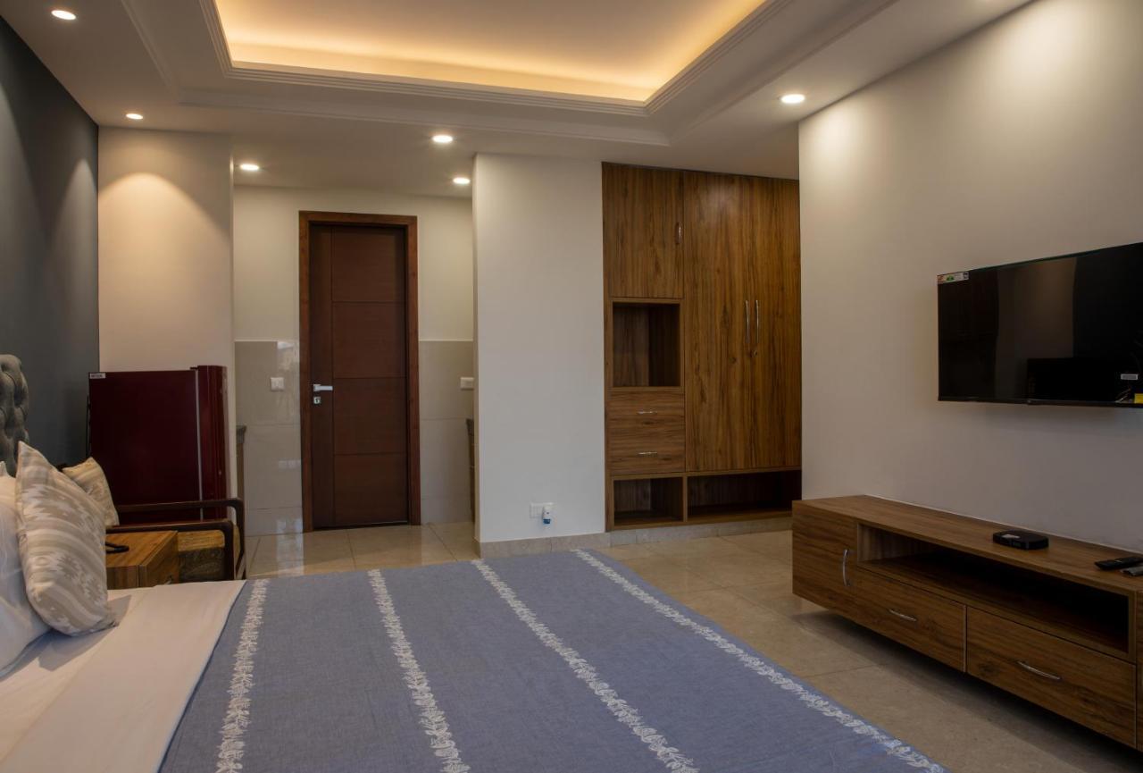 Perch Service Apartment-Mg Road 구르가온 외부 사진