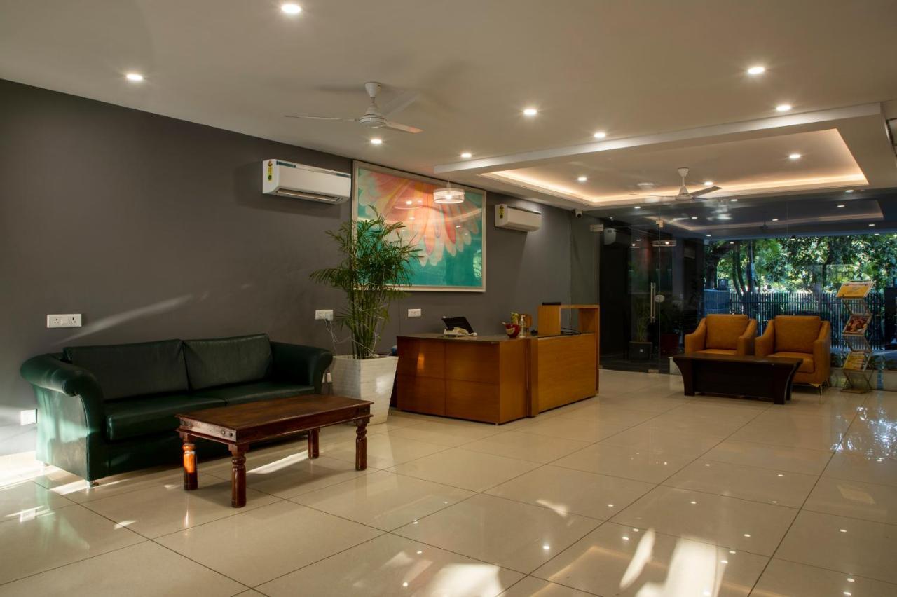 Perch Service Apartment-Mg Road 구르가온 외부 사진
